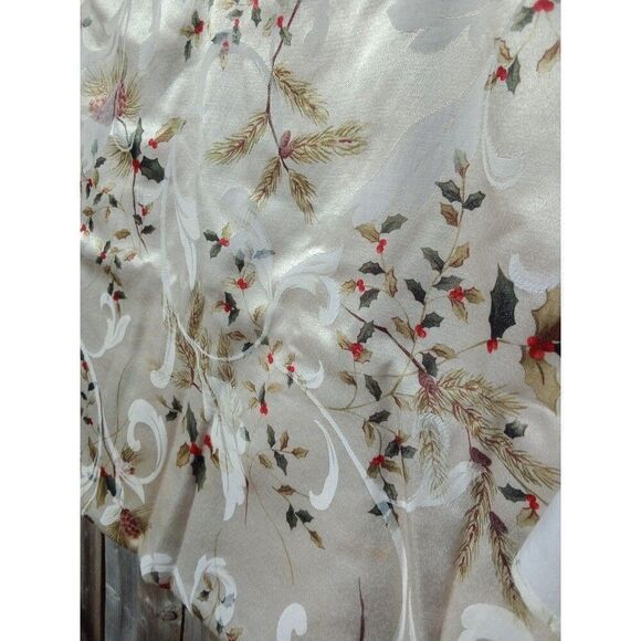 Rectangle Tablecloth & 2 Napkins by St. Nicholas Square Holly Pinecone Christmas - Picture 3 of 7